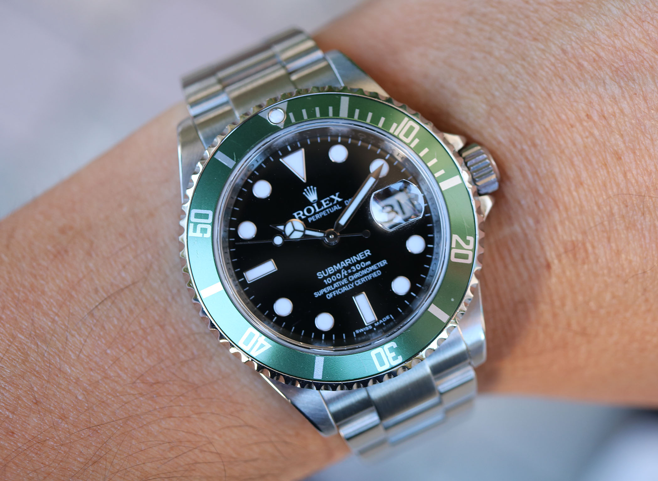 Rolex Submariner Date 16610LV “Kermit” – Seriale M – Lunetta Verde – Revisionato - immagine 10