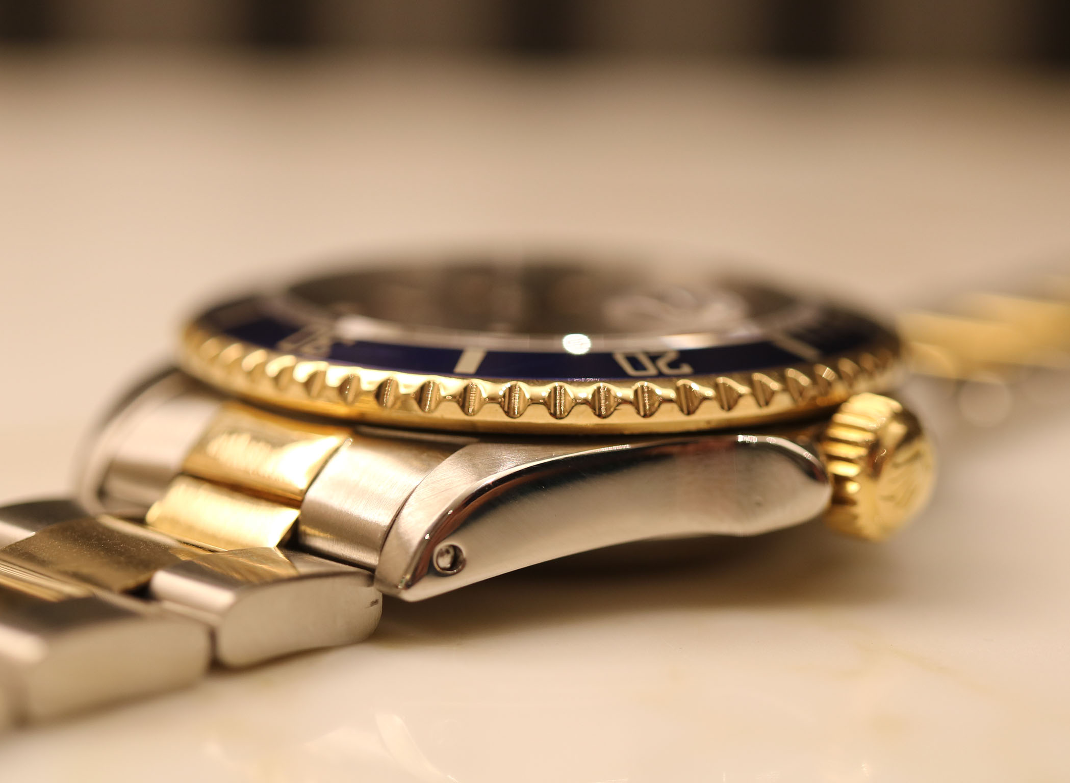 Rolex Submariner Date 16613 – Quadrante Blu con Riflessi Viola – Seriale L – Vintage - immagine 6